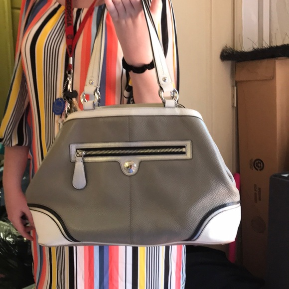 Coach purse - Picture 1 of 12